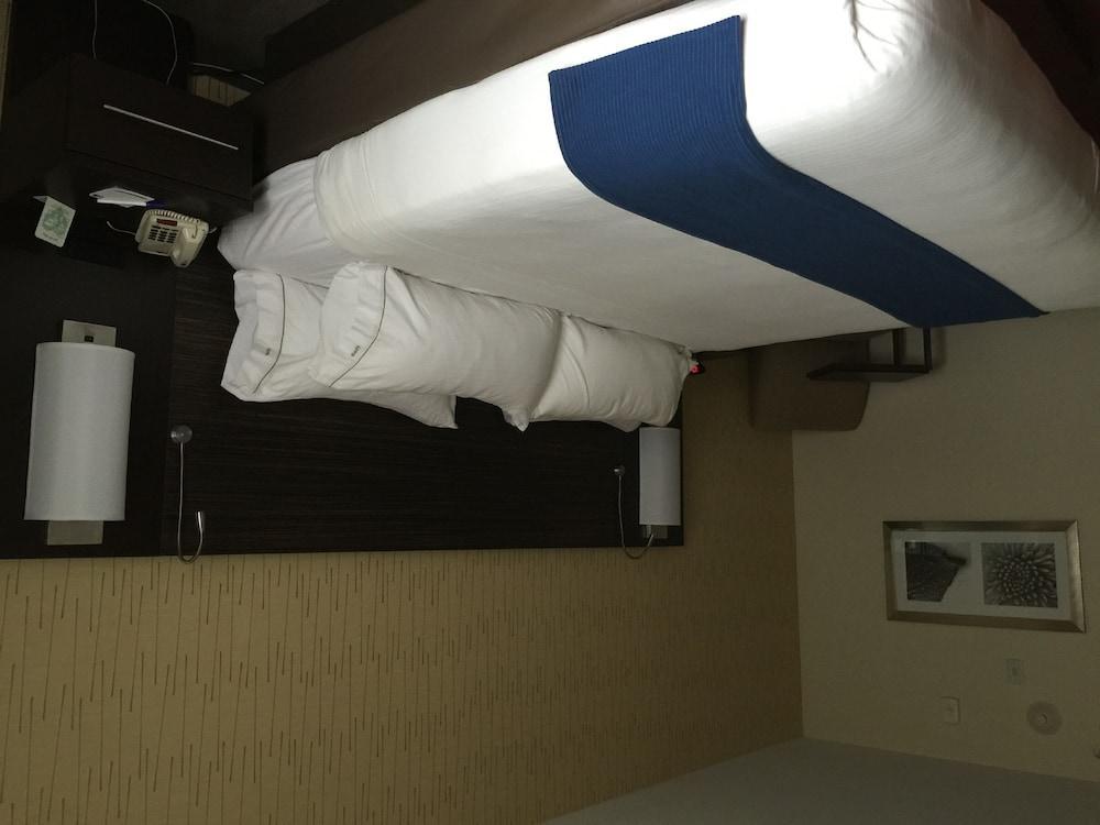 Holiday Inn Express And Suites - Bradford By Ihg Extérieur photo