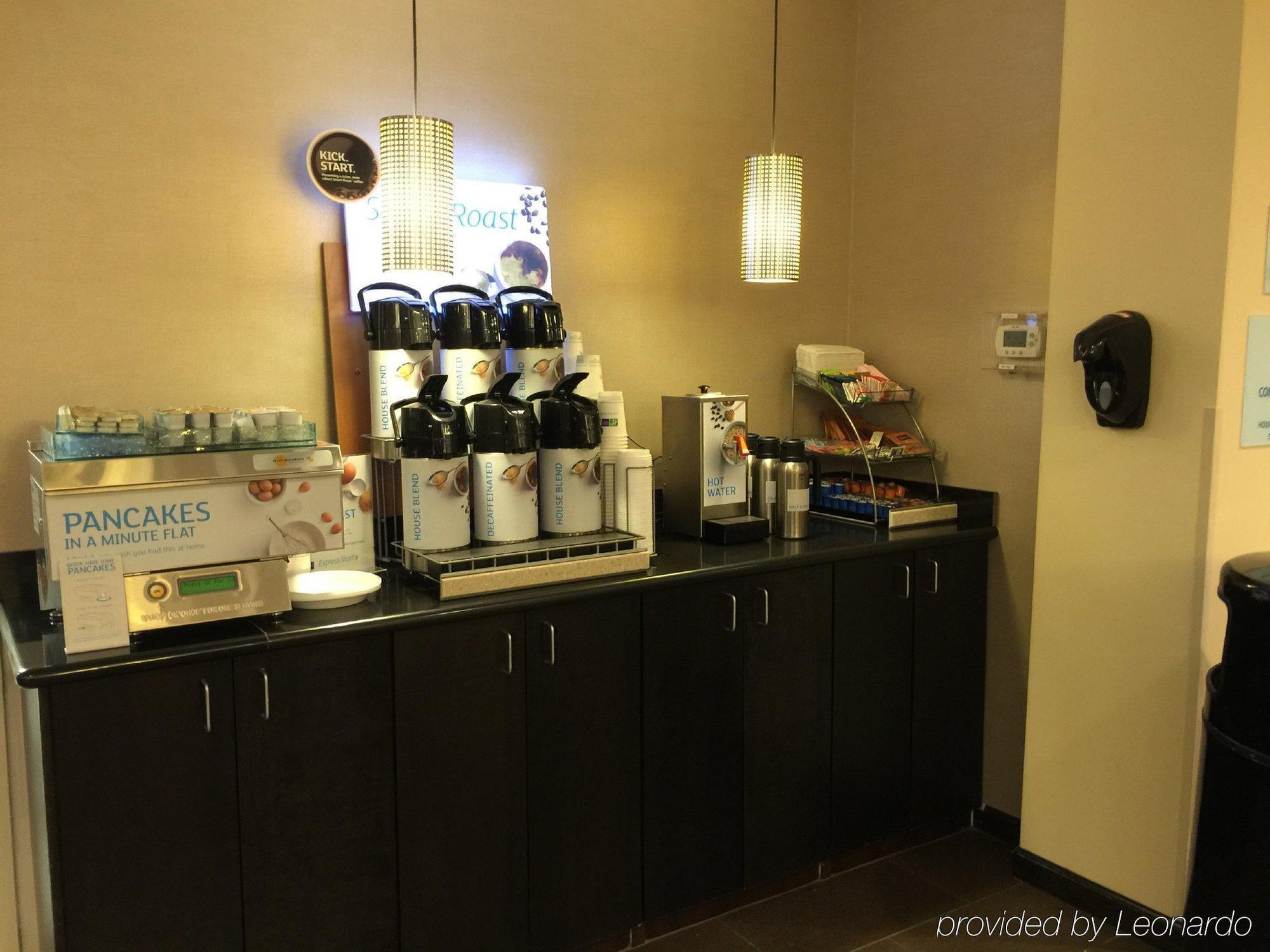 Holiday Inn Express And Suites - Bradford By Ihg Extérieur photo